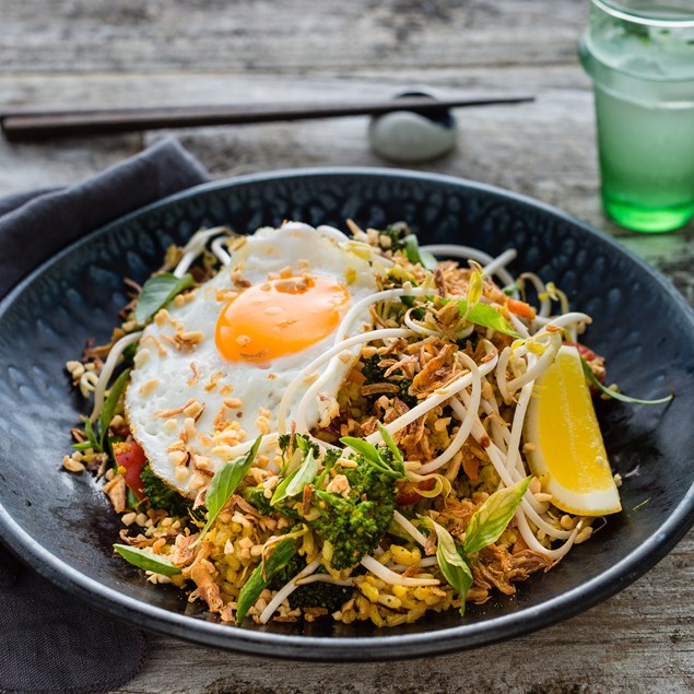 Nasi Goreng with Brown Rice and Fried Eggs - My Food Bag