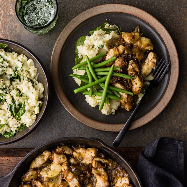 French Onion Braised Chicken with Mash & Green Beans