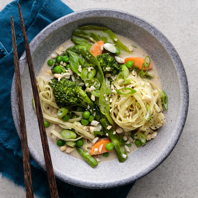 Thai Green Curry with Sambal Noodles and Cashew Nuts